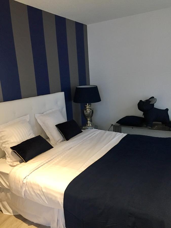 Victoria'S House Aparthotel Лил Екстериор снимка