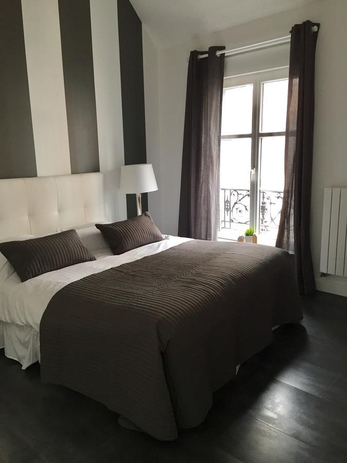 Victoria'S House Aparthotel Лил Екстериор снимка