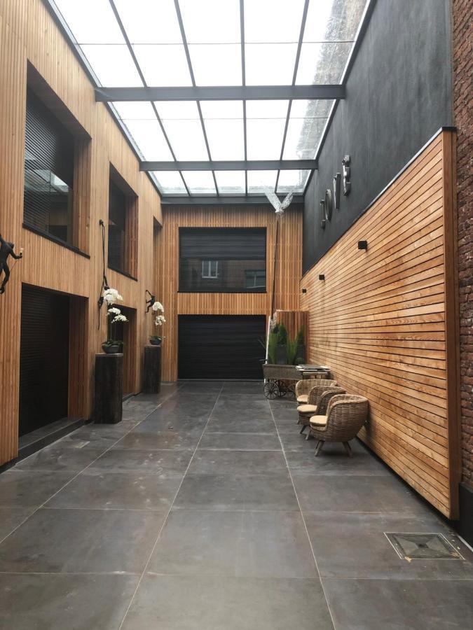 Victoria'S House Aparthotel Лил Екстериор снимка