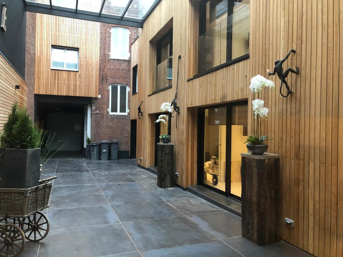 Victoria'S House Aparthotel Лил Екстериор снимка