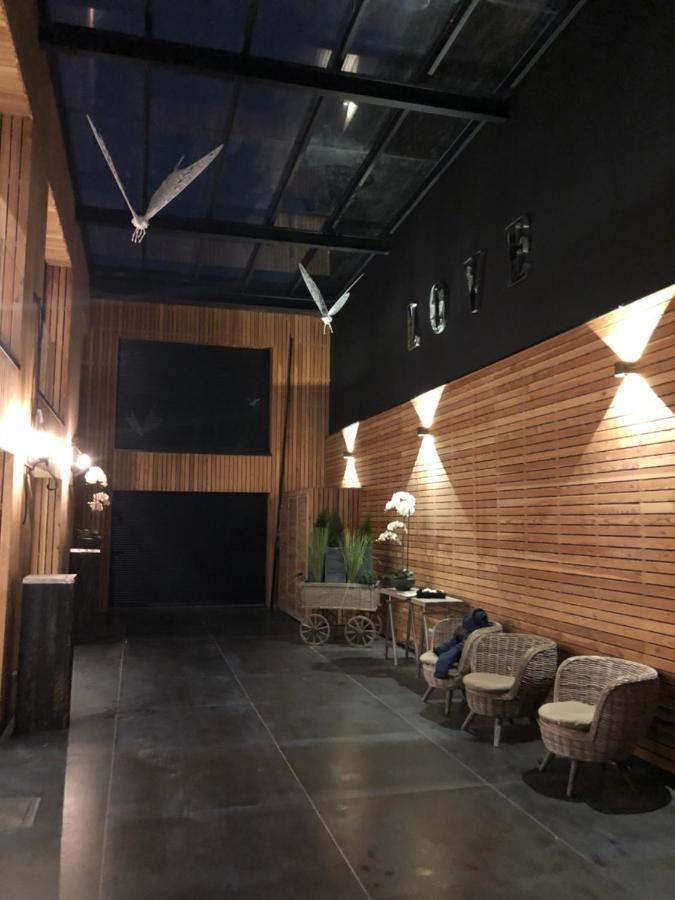 Victoria'S House Aparthotel Лил Екстериор снимка